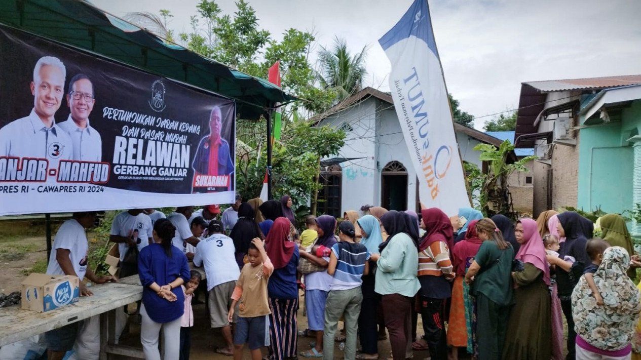 Emak-emak serbu pasar murah yang digelar Gerbang Ganjar di Sergai.