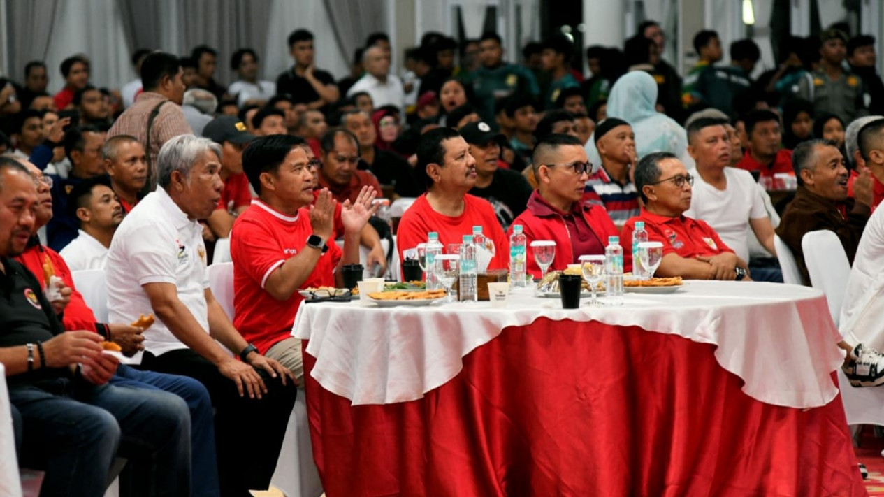 Pj Gubernur Sumut Hassanudin nobar Timnas Indonesia vs Uzbekistan.