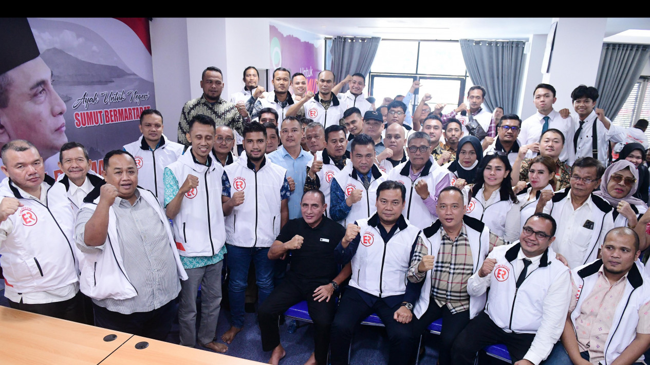 Rapat kordinasi Tim Kuasa Hukum Edy Rahmayadi.