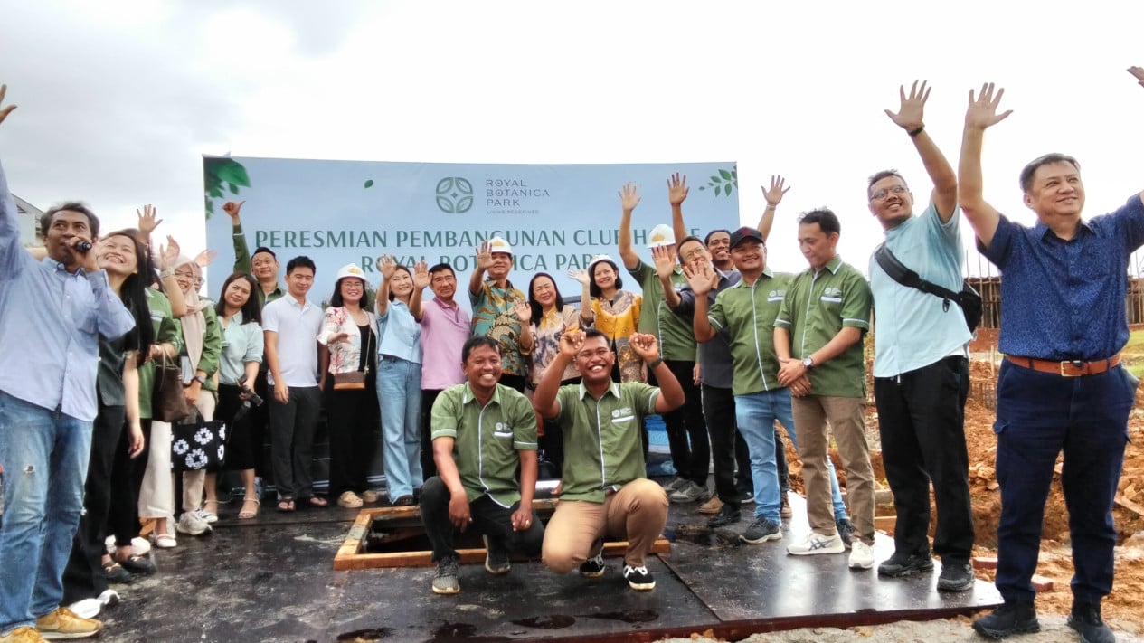 Peresmian pembangunan club house Royal Botanica Park.