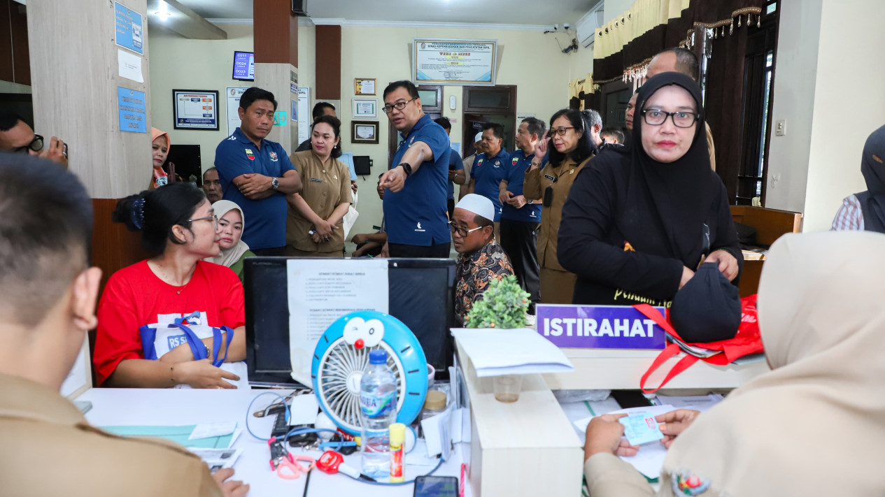 Bupati Deliserdang, Asri Ludin Tambunan.