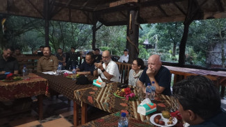 Mantan Menteri Lingkungan dan Energi Kosta Rika Kunjungi Tangkahan, Ini Tujuannya