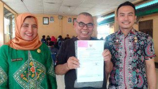 Mudahkan Izin Usaha, Masyarakat Apresiasi Program Amir Jempol
