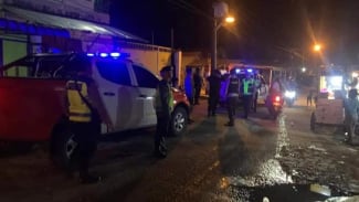 Personel Polres Pelabuhan Belawan patroli antisipasi tawuran warga beberapa waktu lalu. Personel Polres Pelabuhan Belawan patroli antisipasi tawuran warga beberapa waktu lalu.