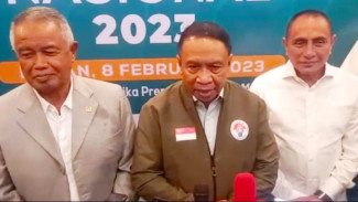 Momen Menpora di Medan saat Dikawal Dua Mantan Ketum PSSI