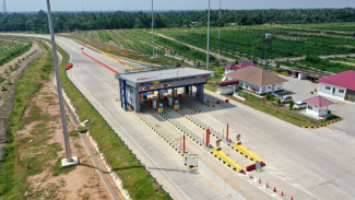 Gerbang tol Limapuluh. Gerbang tol Limapuluh.