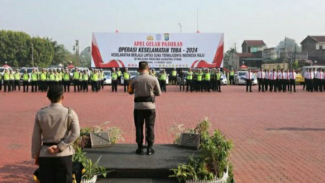 Kapolda Sumut, Irjen Pol Agung Setya Imam Effendi pimpin apel pasukan Operasi Keselamatan Toba 2024. Kapolda Sumut, Irjen Pol Agung Setya Imam Effendi pimpin apel pasukan Operasi Keselamatan Toba 2024.