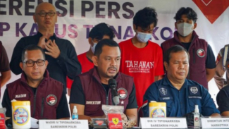 Direktur Tindak Pidana Narkoba Bareskrim Polri, Brigjen Pol Mukti Juharsa. Direktur Tindak Pidana Narkoba Bareskrim Polri, Brigjen Pol Mukti Juharsa.