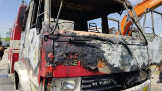 Penertiban Lahan di Deliserdang Ricuh, Massa Bakar Mobil Damkar