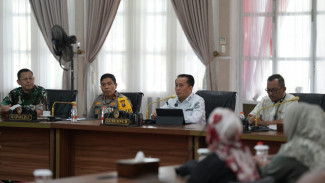 Motivasi Awak Media, Pj Gubernur: Tunjukkan Sumut Tuan Rumah PON yang Baik