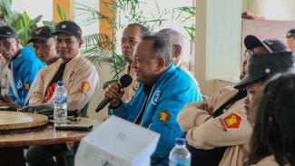 Calon Bupati Humbahas nomor urut 2, Dr. Hendri Tumbur Simamora, SE, MSi. Calon Bupati Humbahas nomor urut 2, Dr. Hendri Tumbur Simamora, SE, MSi.