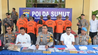 Polres Labusel Tangkap Dua Pelaku Terlibat dalam Praktik Judi Online