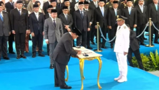 Presiden RI, Prabowo Subianto saat melantik kepala daerah di Istana Negara. Presiden RI, Prabowo Subianto saat melantik kepala daerah di Istana Negara.