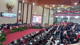 Walikota Medan dan Zakiyuddin Hadiri Rapat Paripurna HUT Ke- 80 Kemerdekaan RI