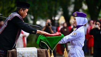 Prof Muryanto Amin Pembina Upacara HUT ke-80 RI di USU