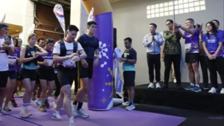 Rico Waas Lepas 550 Peserta Charity Run 2025z Ajak Masyarakat Berjuang Melawan Penyakit