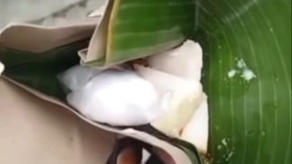 Viral! Ojol Terima Orderan Paket Lontong Isi Narkoba, Driver: Diduga Pil Ekstasi Berlogo Mahkota