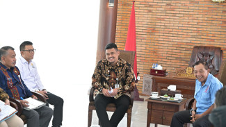 Bertemu dengan Serikat Buruh, Bobby Nasution Dukung Kenaikan UMP Sumut 2026