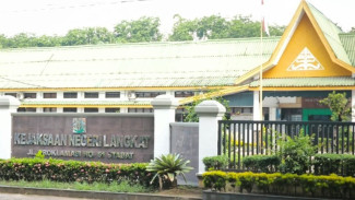 Kejari Langkat Diminta Usut Tuntas Dugaan Pengadaan Smartboard, Dituding Ada Konspirasi Jahat