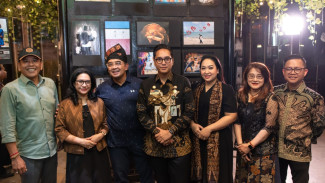 Walikota Medan Ingin Jadi Fotografer, Siap Bersaing dengan Bupati Karangasem di Salon Foto Indonesia 2026