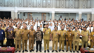 Serahkan SK 591 PPPK Pemprov Sumut, Bobby Nasution: Layani Rakyat Sebaik-baiknya