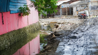 Zakiyuddin Instruksikan Minta Segera Normalisasi Drainase di Persimpangan Jalan Sicanang Tersumbat