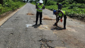 Ibu dan Anak Tewas Usai Alami Kecelakaan Akibat Jalan Berlubang di Simalungun