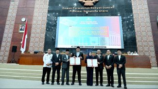 Teken Nota Kesepakatan Antara Pemprov dan DPRD Sumut Tentang KUA-PPAS APBD 2026 Sebesar Rp 11 triliun