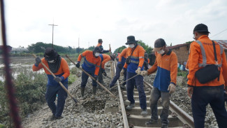 20 Perjalan KA Srilelawangsa Dibatalkan, KAI Sumut Lakukan Perbaikan Jalur Medan-Binjai Imbas Bencana Banjir