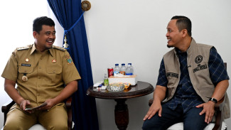 Terima Bantuan Rp1 M dari Pekanbaru, Bobby Nasution Segera Salurkan ke Masyarakat Terdampak Bencana di Sumut