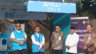 Dorong Konsep 'Green Mosque’, BSI & PLN Hadirkan SPKLU Berbasis Masjid di Medan