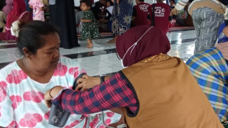 Gandeng FUIB dan JATTI, AQL Laznas Peduli Gelar Trauma Healing Hingga Pengobatan Gratis bagi Korban Banjir