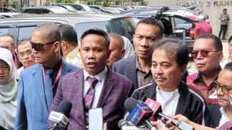 Babak Baru Kasus Ijazah Jokowi, Eggi Sudjana-Damai Hari Lubis Laporkan Roy Suryo: Otoritas Solo