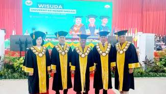 Gelar Wisuda Diikuti 1.046 Wisudawan, Pesan Rektor: Lulusan Unimed Harus Persiapkan Diri Menuju Indonesia Emas 2045