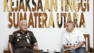 Dinamika Keuangan Makin Kompleks, Direksi Bank Sumut Silaturahmi dengan Kajati