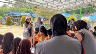 Pasca Banjir, Mahasiswa Unimed Pulihkan Mental Anak-anak di Kabupaten Langkat