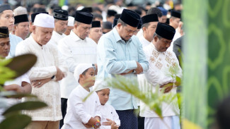 Salat Iduladha Bersama Ribuan Warga di Binjai, Bobby Nasution : Pemprov Sumut Salurkan 167 Hewan Kurban
