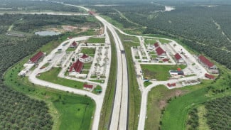 Tinjau Huntara Aceh Tamiang dan Tol Binjai-Langsa, Komisi VI DPR Dorong Percepatan Infrastruktur Strategis