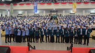 Unimed Gelar PKKMB 2026, Pesan Rektor Prof Baharuddin: Manfaatkan Waktu Kuliah untuk Ukir Prestasi