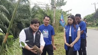 Sambut HUT ke-25, Demokrat Langkat Gelar Aksi Hijau Bersama Warga Lewat 'Gerakan Indonesia Asri Langit Biru' di Stabat