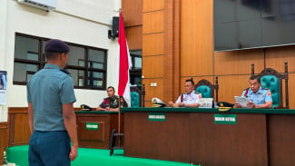 Selundupkan Sabu Pakai Pesawat Militer CN-235, Mayor Laut Faisal Mulia Divonis 10 Tahun Penjara dan Dipecat