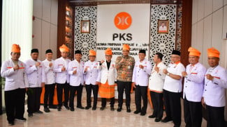 Hadirkan Rasa Keadilan di Tengah Warga, Presiden PKS Resmikan Rumah Advokasi Hukum di Medan