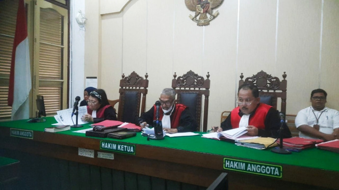Majelis Hakim PN Medan yang memvonis mati terdakwa 1,3 ton ganja hukuman mati.