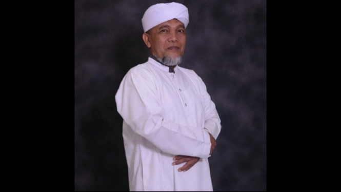 Ketua FUI Sumut, Ustaz Drs Indra Suheri MA.