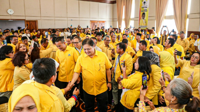 Ketua Umum Partai Golkar, Airlangga Hartarto dan Ketua DPD Golkar Sumut, Musa Rajekshah hadiri silaturahmi dengan Ketua DPD Golkar Kab/Kota se-Sumut.