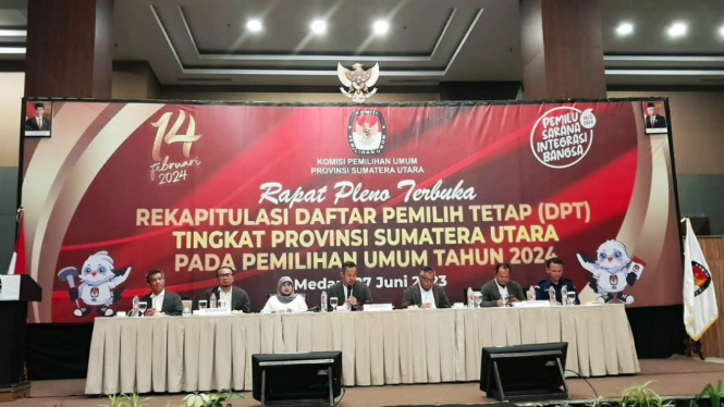 Rapat Pleno Terbuka rekapitulasi DPT Tingkat Provinsi Sumatera Utara pada Pemilu 2024.