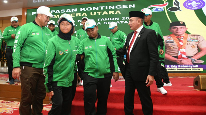 Gubernur Sumut, Edy Rahmayadi melepas kontingen pelajar Sumut ikuti Paralimpik Pelajar Nasional di Sumsel.