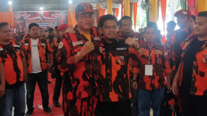 Dewa PA (memakai kacamata) terpilih aklamasi sebagai Ketua MPC PP Kabupaten Langkat.