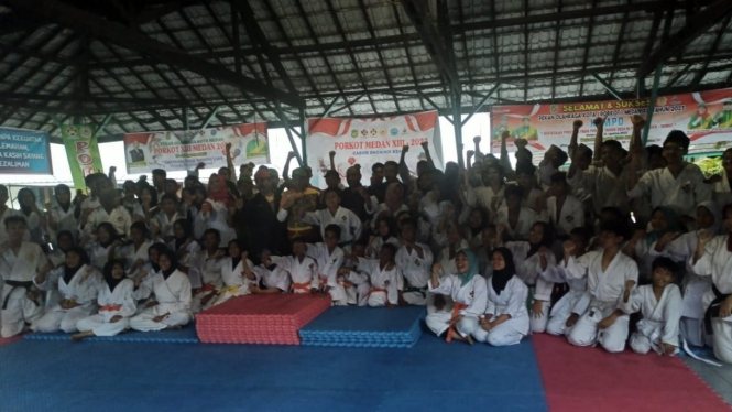 Para atlet kempo tampil di Porkot Medan 2023.