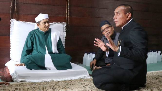 Edy Rahmayadi kunjungi Tuan Guru Babussalam, Sheikh Dr H Zikmal Fuad.